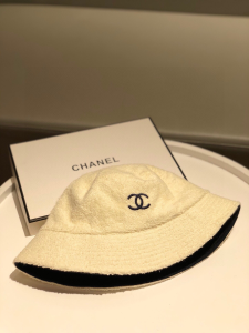 Luxury Womens Hats Chanel CC Logo Bucket Hat White A190PP105 AA148257