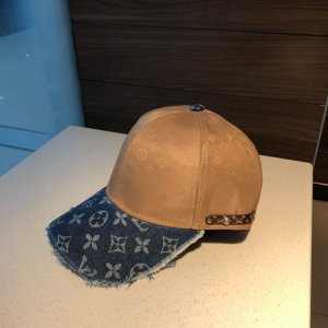 Louis Vuitton Monogram Baseball Cap Hat Beige 