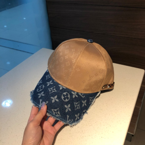 Luxury Womens Hats Louis Vuitton Monogram Baseball Cap Hat Beige A190PP90 AA148279