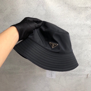 Luxury Womens Hats Prada Nylon Bucket Hat in Black A190PP105 AA148303