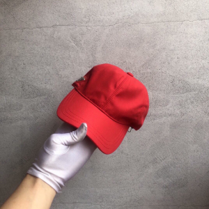 Luxury Womens Hats Prada Red Nylon Baseball Cap Hat A190PP95 AA148277