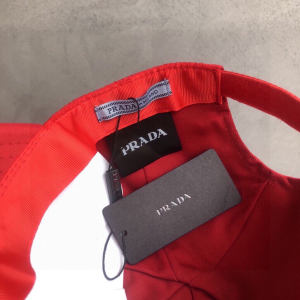 Luxury Womens Hats Prada Red Nylon Baseball Cap Hat A190PP95 AA148277