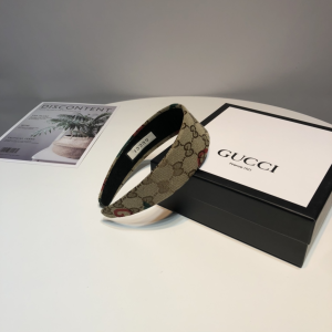 Gucci GG Supreme Headband Beige 