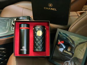 Luxury Womens Accessories Chanel Lambskin Quilted Water Bottle Black A62PP280 AA148359