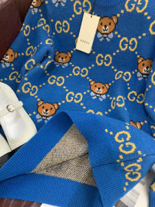 Luxury Womens Clothing Gucci Wool Teddy Bear Sweaters SML A40PP480 AA148352