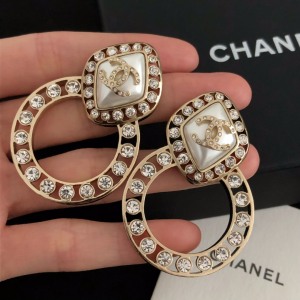 Luxury Womens Jewelry Chanel 2021 Crystals Earrings A39PP145 AA148347