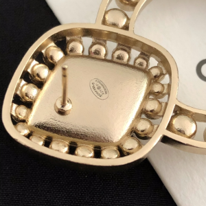 Luxury Womens Jewelry Chanel 2021 Crystals Earrings A39PP145 AA148347