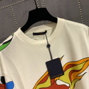 Luxury Womens Clothing Louis Vuitton LV Screen Printed T Shirt SML A154PP280 AA148880