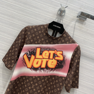 Luxury Womens Clothing Louis Vuitton Lets Vote Monogram T Shirt SML A154PP380 AA148873