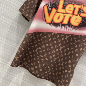 Luxury Womens Clothing Louis Vuitton Lets Vote Monogram T Shirt SML A154PP380 AA148873
