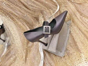 Luxury Womens Shoes Manolo Blahnik Satin Pumps in Grey 35 To 40 A151PP410 AA148855