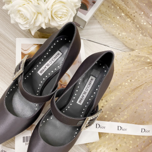 Luxury Womens Shoes Manolo Blahnik Satin Pumps in Grey 35 To 40 A151PP410 AA148855