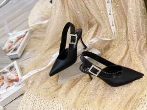 Manolo Blahnik Satin Slingback Black 