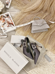 Luxury Womens Shoes Manolo Blahnik Satin Slingback in Grey 35 To 40 A151PP410 AA148850