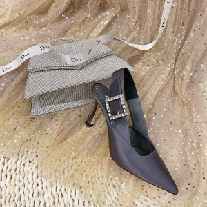 Luxury Womens Shoes Manolo Blahnik Satin Slingback in Grey 35 To 40 A151PP410 AA148850