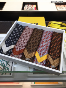 Luxury Womens Scarf Fendi FF Logo Cashmere Silk Scarf Pink 14x163CM A151PP190 AA149523