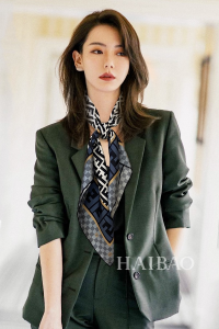 Luxury Womens Scarf Fendi FF Logo Cashmere Silk Scarf White 90x90CM A151PP180 AA149543