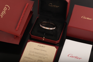Luxury Womens Jewelry Cartier Vip Diamonds Love Bracelet in Gold A205PP680 AA150074