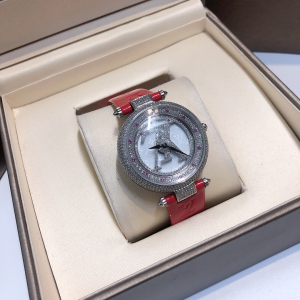 Louis Vuitton LV Crystals Diamond Watch 312MM 