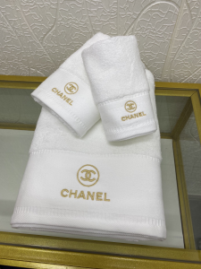 Chanel CC Logo Embroidery Cotton Chanel Bathroom Bath Towel 3 Sets White Chanel CC Logo Embroidery Cotton Chanel Bathroom Bath Towel 3 Sets White