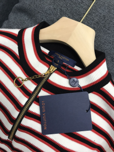 Luxury Womens Clothing Louis Vuitton Cotton T Shirt SML SML A29PP480 AA150189