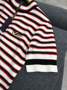 Luxury Womens Clothing Louis Vuitton Cotton T Shirt SML SML A29PP480 AA150189