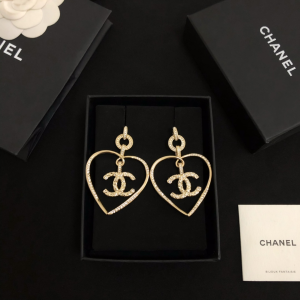 Luxury Womens Jewelry Chanel Gold CC Logo and Hearts Earrings A39PP185 AA150200