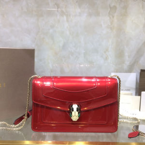 Bvlgari Bulgari New Serpenti Forever Chain Wallet Red Patent Calfskin Bvlgari Bulgari New Serpenti Forever Chain Wallet Red Patent Calfskin