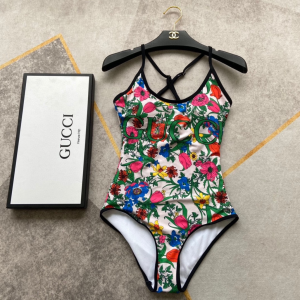 Luxury Womens Clothing Gucci Logo Floral White Swimsuit SML A144PP120 AA150503