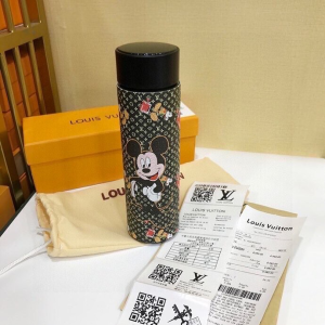Louis Vuitton Temperature Display Vacuum Insulated Water Bottle 500ML Louis Vuitton Temperature Display Vacuum Insulated Water Bottle 500ML
