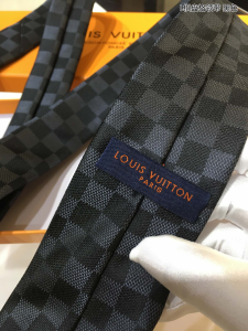 Luxury Mens Ties Louis Vuitton Damier Classique Black Ties A151PP130 AA150576