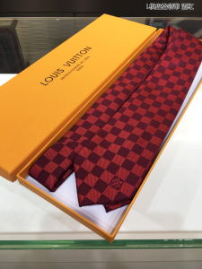 Luxury Mens Ties Louis Vuitton Damier Classique Burgundy Ties A151PP130 AA150577