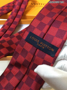 Luxury Mens Ties Louis Vuitton Damier Classique Burgundy Ties A151PP130 AA150577