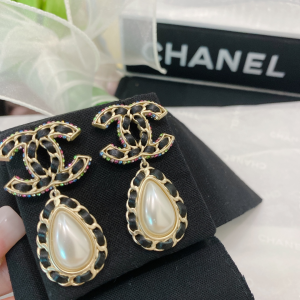 Luxury Womens Jewelry Chanel CC Logo Drop Earrings A152PP160 AA150708