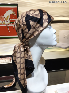Luxury Womens Scarf Celine Triomphe Black Silk Scarf 90x90CM A151PP210 AA150567