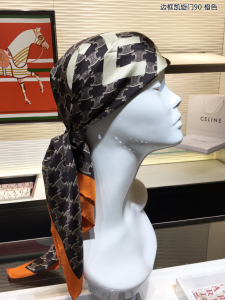 Luxury Womens Scarf Celine Triomphe Orange Silk Scarf 90x90CM A151PP210 AA150566
