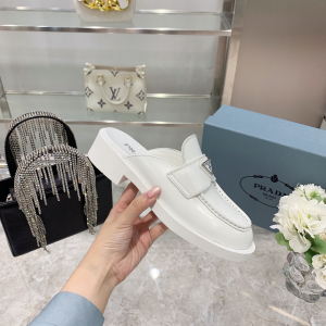 Luxury Womens Shoes Prada Brushed Leather Mules in White 35 To 40 A151PP470 AA150599