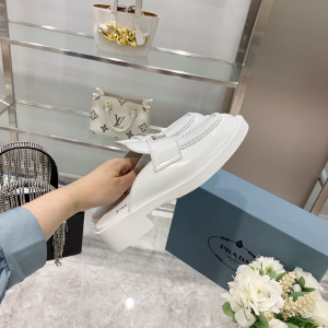 Luxury Womens Shoes Prada Brushed Leather Mules in White 35 To 40 A151PP470 AA150599