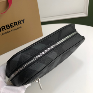 Luxury Mens Handbags Burberry Mens Pouch Clutch Bag 22x5x15CM A197PP480 AA150787