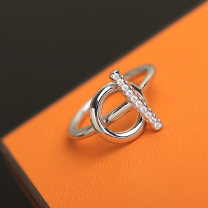 Hermes Echappee Ring 