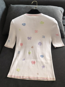 Luxury Womens Clothing Chanel White Knitwear V Neck T Shirt SML A29PP480 AA150902