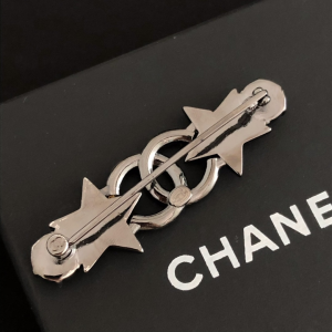 Luxury Womens Jewelry Chanel Crystals CC and Star Brooch A39PP150 AA151433
