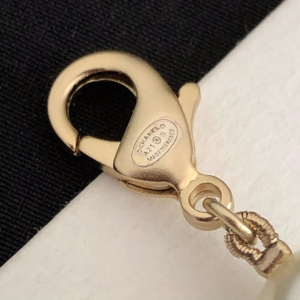 Luxury Womens Jewelry Chanel Pearls NO5 Pendant Necklace A39PP200 AA151437