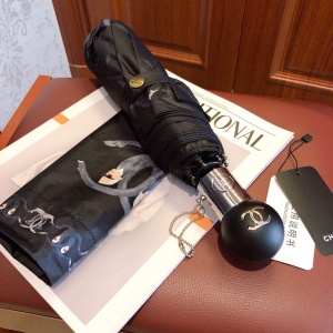 Luxury Womens Umbrella Chanel Large CC Logo Umbrella in Black A190PP115 AA151320