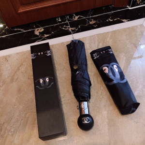 Luxury Womens Umbrella Chanel Large CC Logo Umbrella in Black A190PP115 AA151320