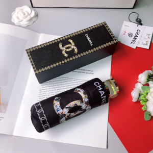 Luxury Womens Umbrella Chanel Large CC Logo Umbrella in Black A190PP115 AA151321