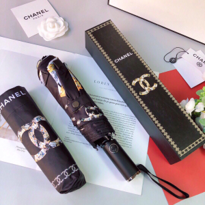 Luxury Womens Umbrella Chanel Large CC Logo Umbrella in Black A190PP115 AA151325