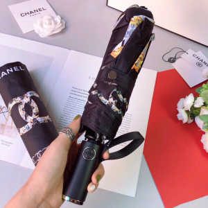 Luxury Womens Umbrella Chanel Large CC Logo Umbrella in Black A190PP115 AA151325
