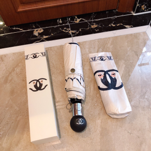 Luxury Womens Umbrella Chanel Large CC Logo Umbrella in White A190PP115 AA151319