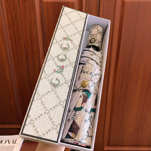 Luxury Womens Umbrella Gucci Logo Print Umbrella in Beige A190PP115 AA151315